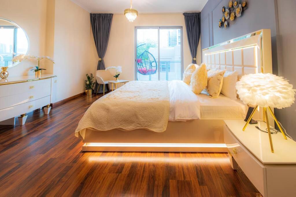 First Class 2Br With Full Burj Khalifa And Fountain View Dubai Esterno foto